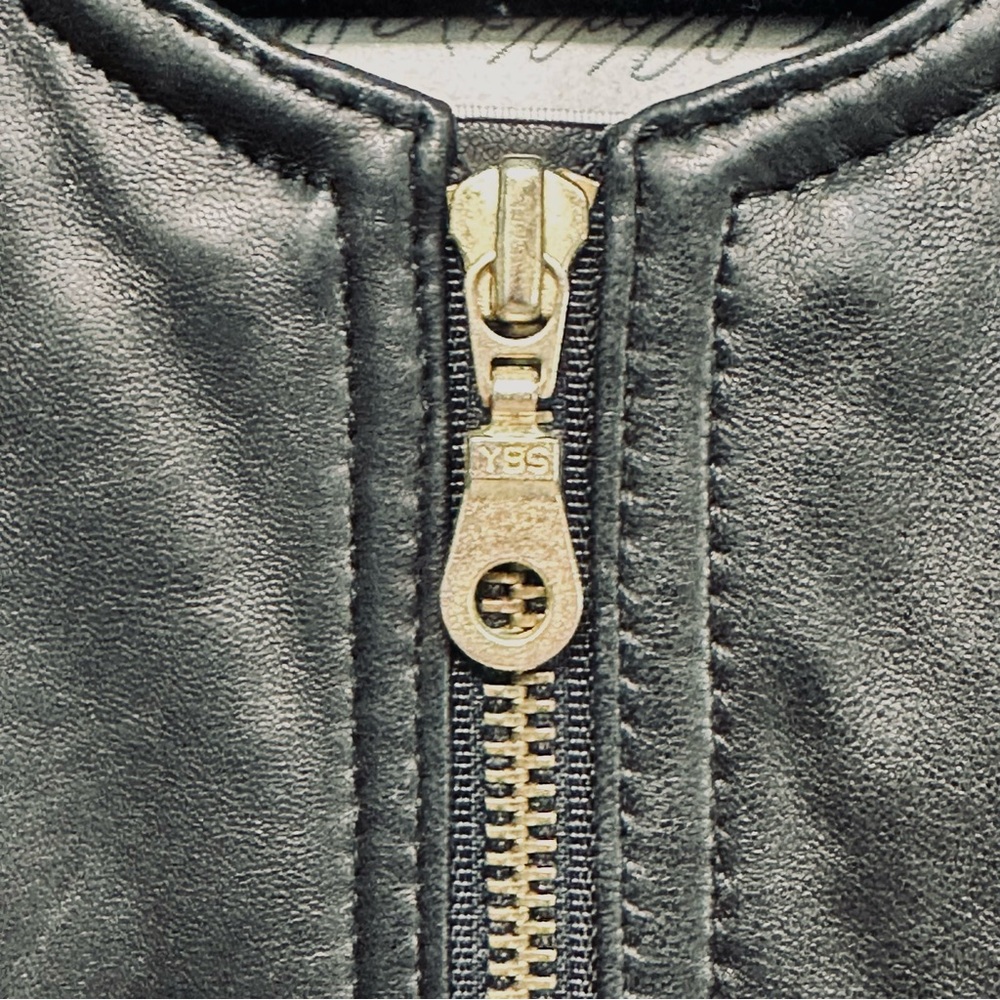 Vintage Lord & Taylor black 100% leather vest, size small - Picture 3 of 7